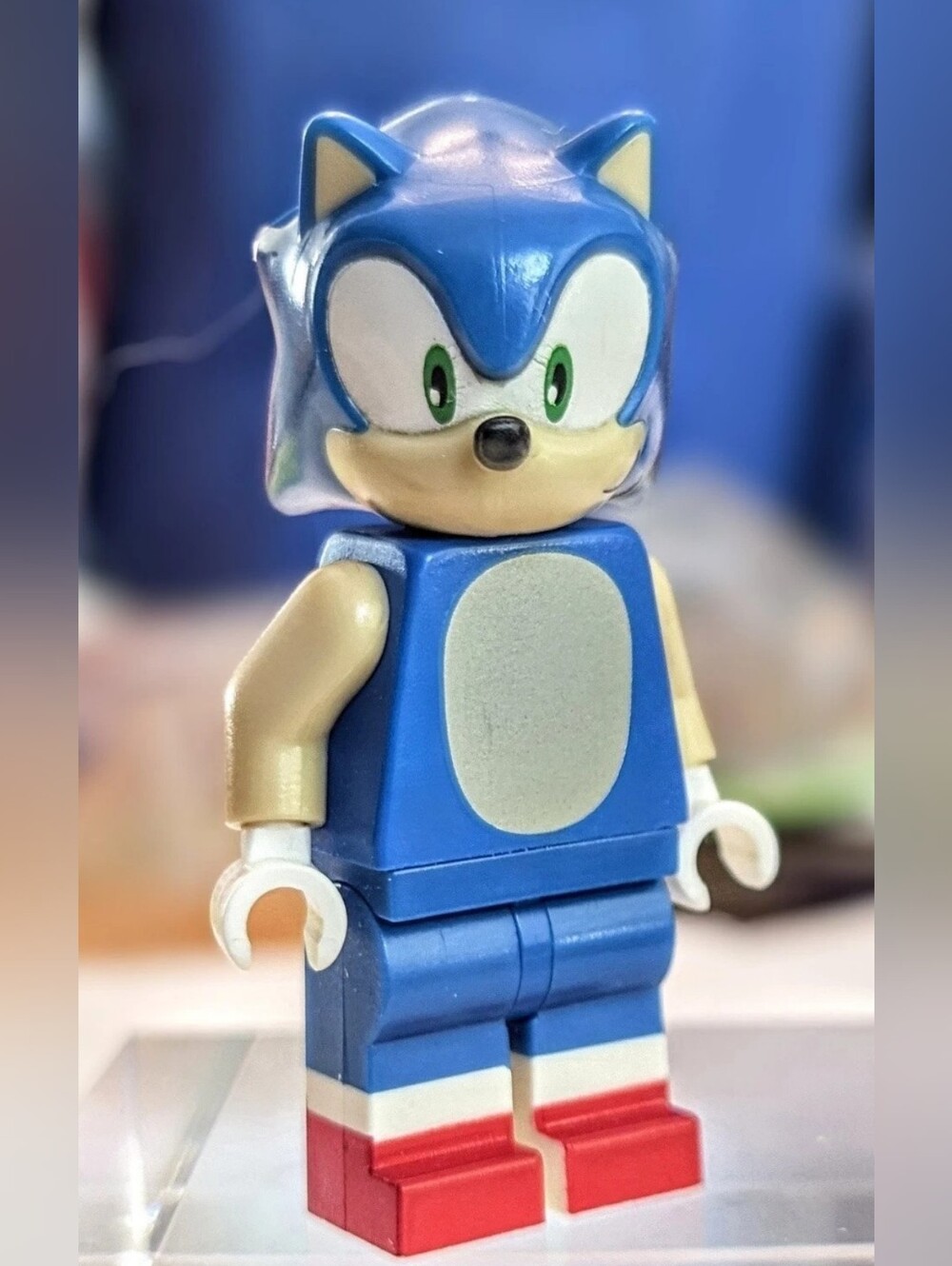 Sonic The Hedgehog LEGO Gaming Minifigure Mini Fig Left Smile Tan Arms